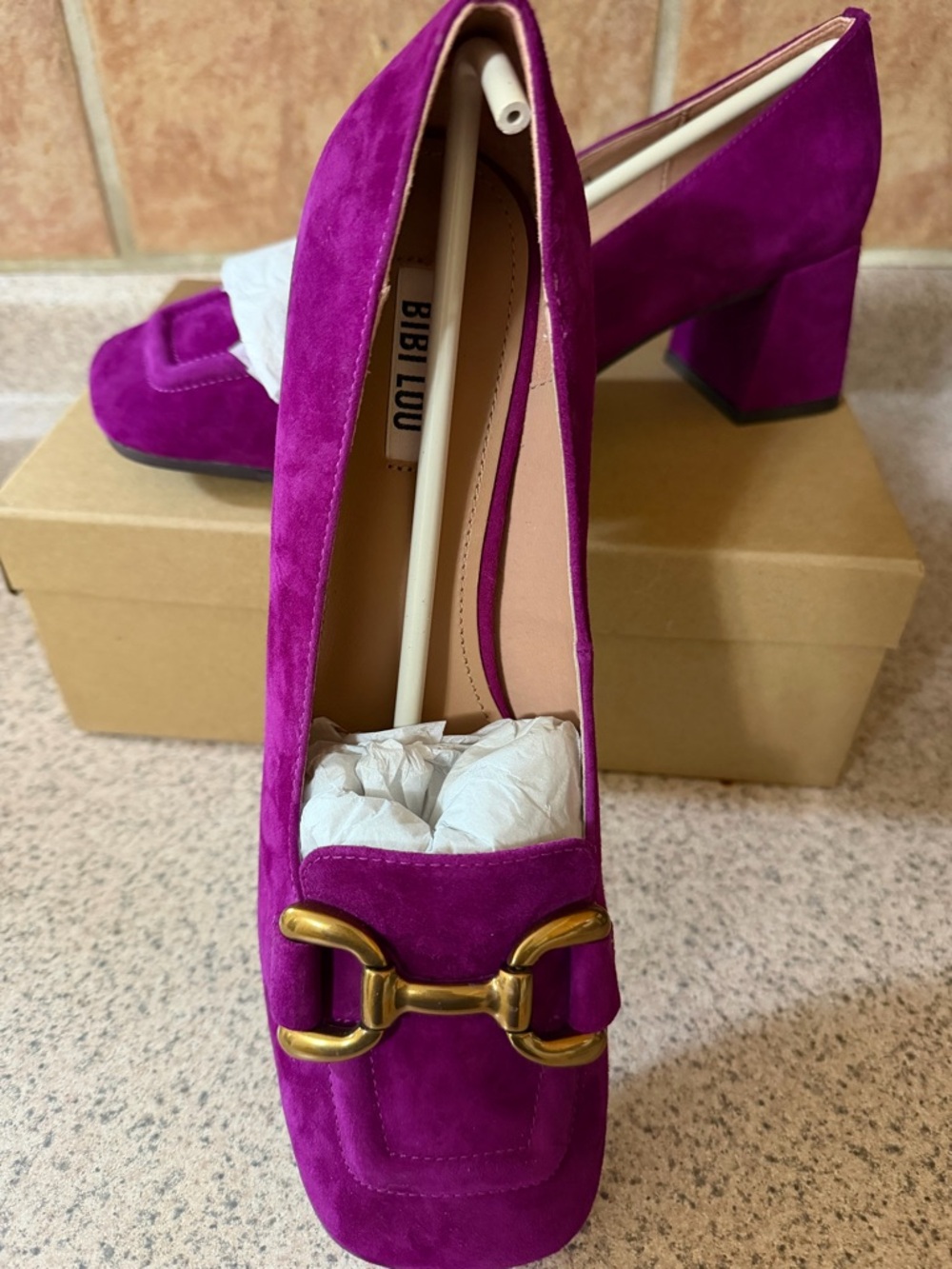 BRAND NEW! Bibi Lou Valencia Heels - Size 10